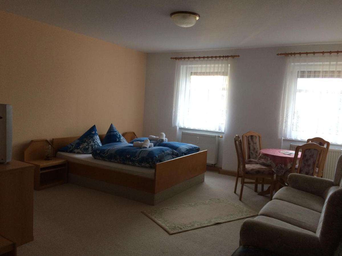 Hotel Stadt Leipzig Rosswein エクステリア 写真